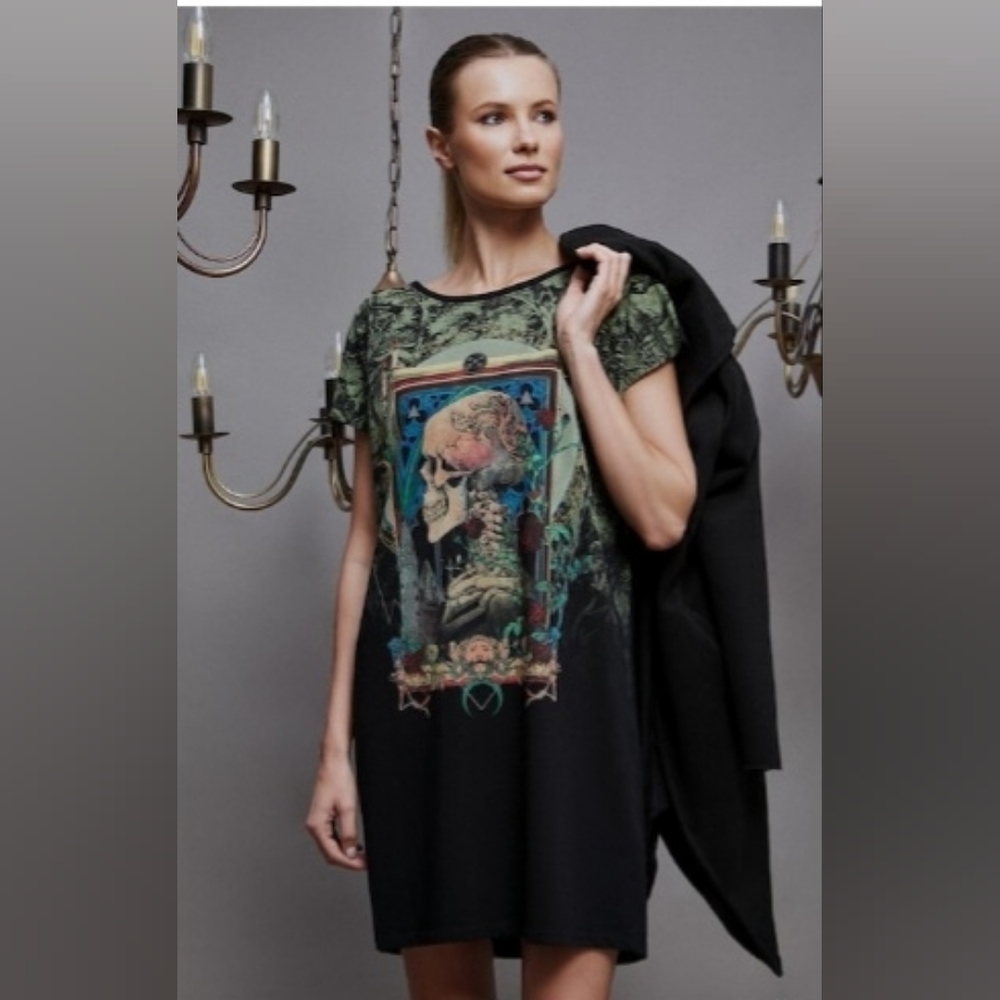 Medicine Castle Legends Skull T Dress, VGUC, Size S